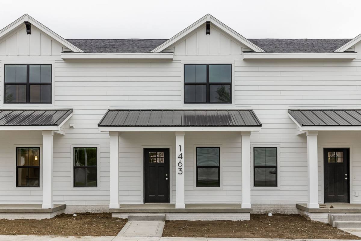 Townhouse for rent at 1451 High Rd, Norwalk, IA 50211
