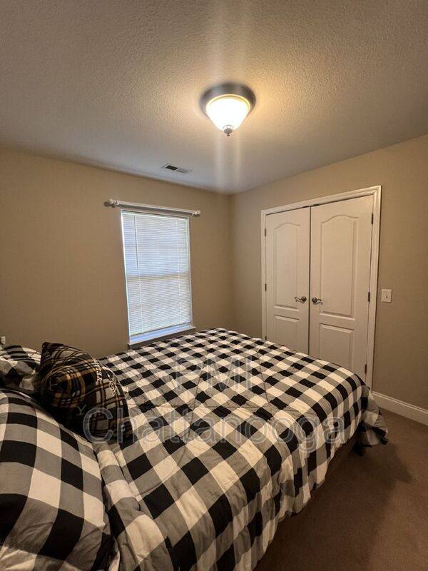 House for rent at 7475 British Rd, Ooltewah, TN 37363