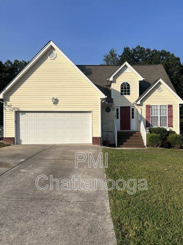 House for rent at 7475 British Rd, Ooltewah, TN 37363