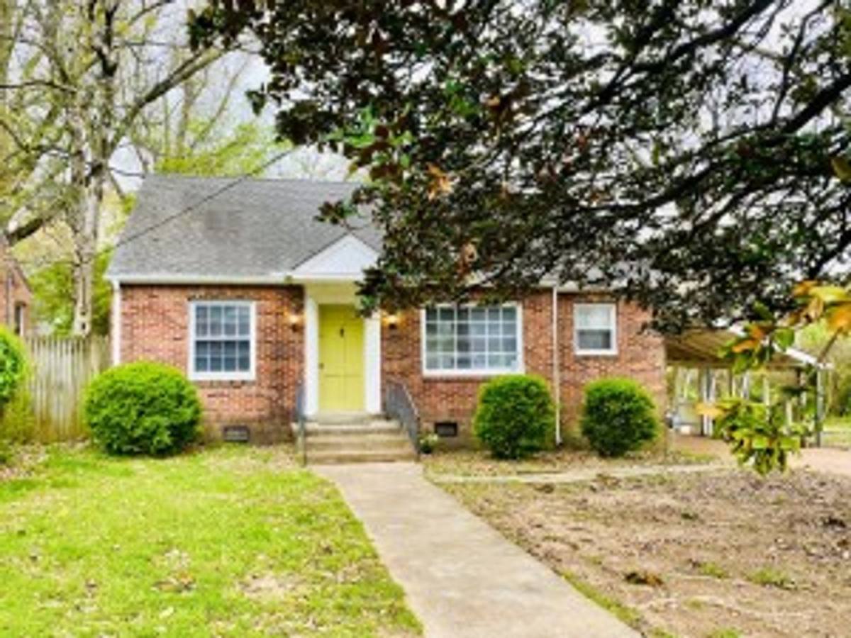 House for rent at 315 Park Ave, Jackson, TN 38301