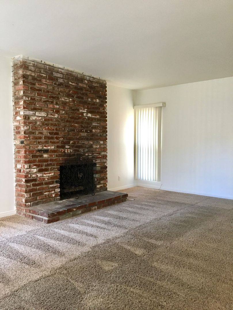 Apartment for rent at 116 N Western Ave, San Pedro, CA 90732