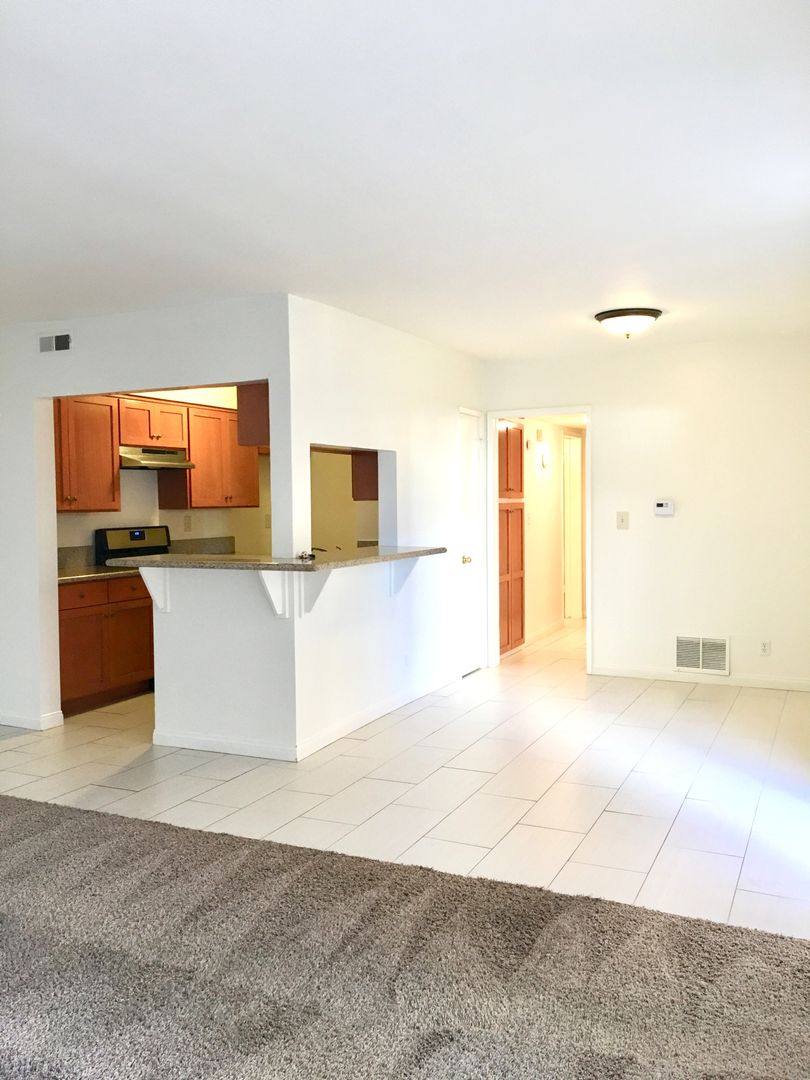 Apartment for rent at 116 N Western Ave, San Pedro, CA 90732
