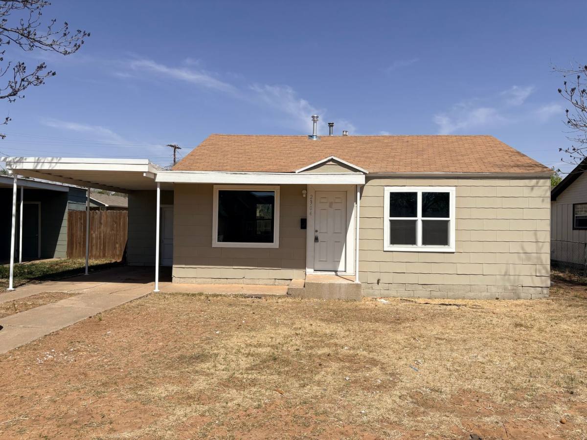 House for rent at 2304 39th St, Lubbock, TX 79412