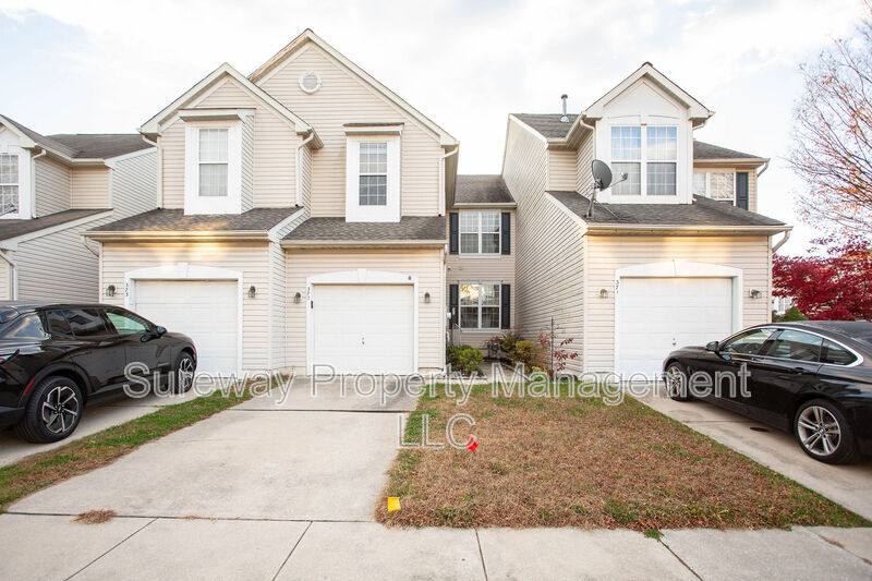 Townhouse for rent at 372 Tuvira Lane, Cherry Hill, NJ 08003