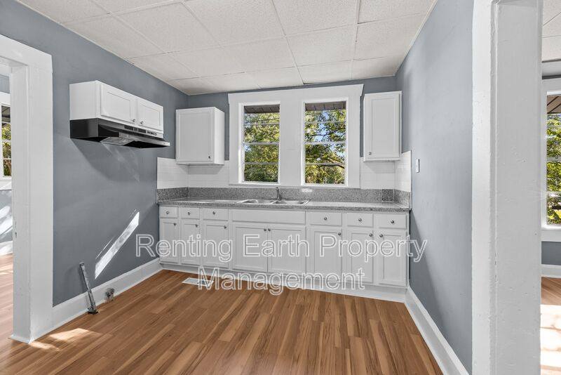 House for rent at 2309 Eufaula Ave, Birmingham, AL 35208