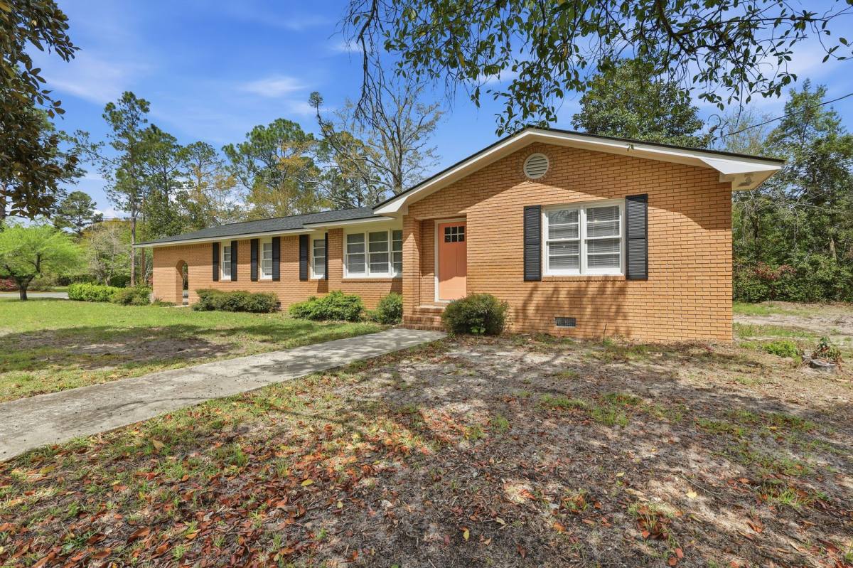 House for rent at 786 S Sixth St, Jesup, GA 31545