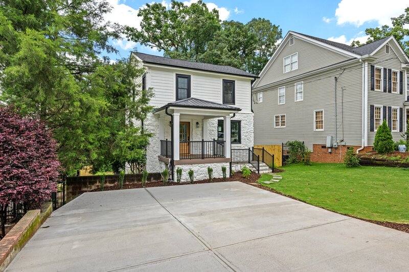House for rent at 28 Douglas Dr, Greenville, SC 29605