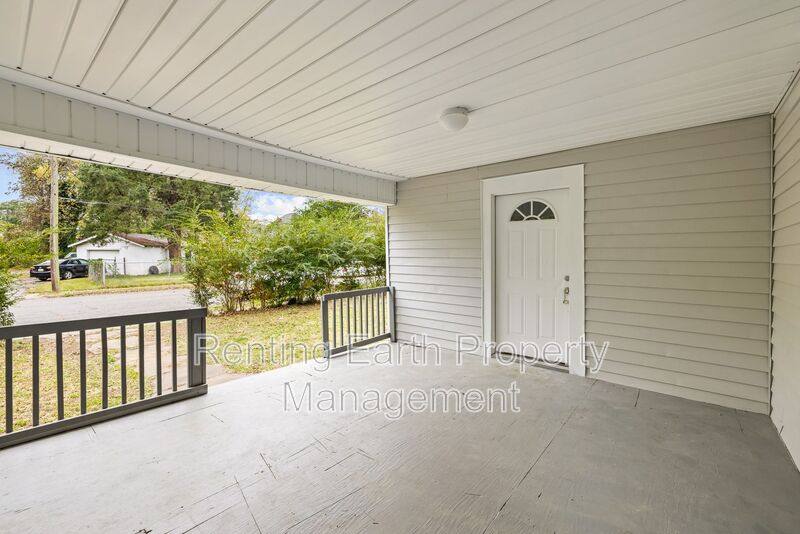 House for rent at 518 41st St, Fairfield, AL 35064