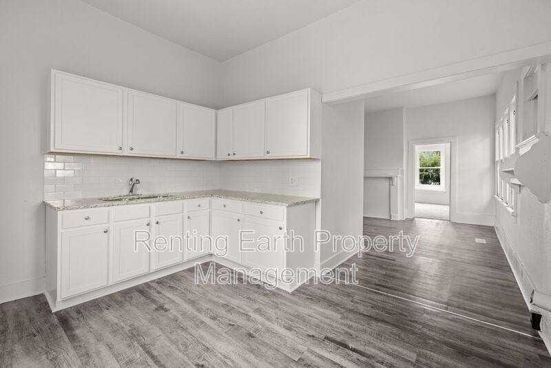House for rent at 518 41st St, Fairfield, AL 35064