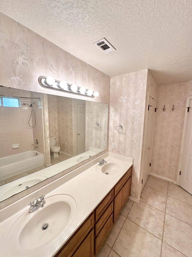 House for rent at 1100 Clairidge Ave, Killeen, TX 76549