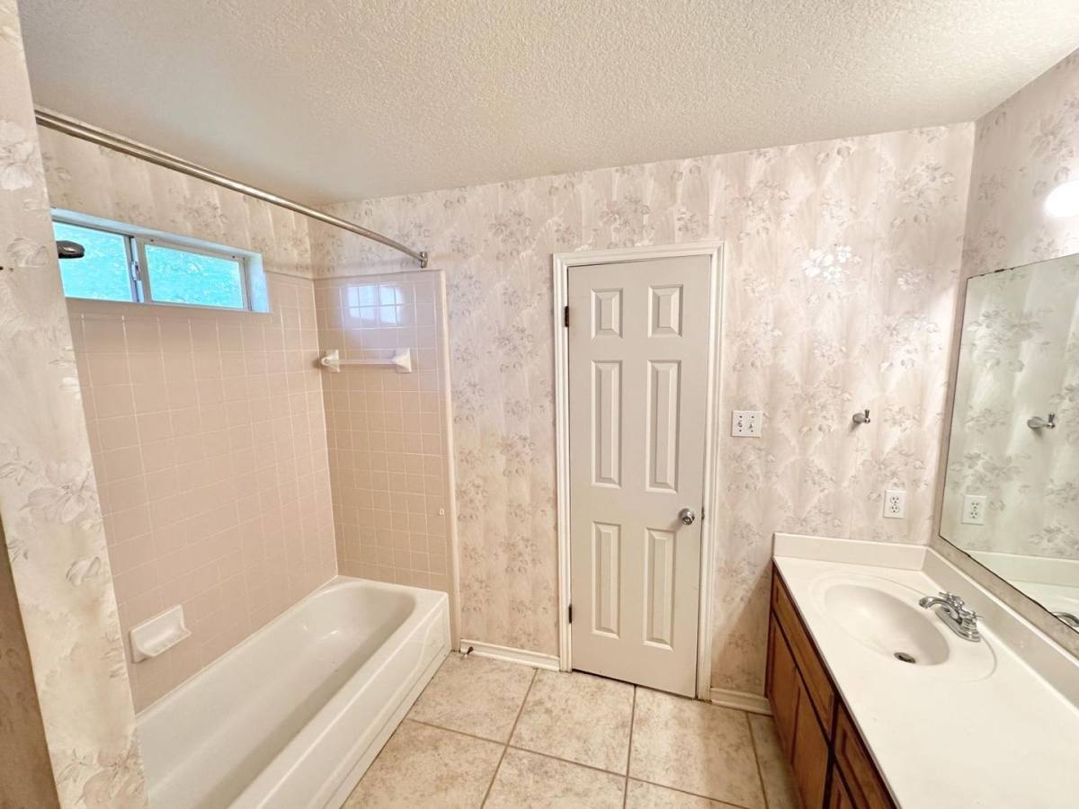 House for rent at 1100 Clairidge Ave, Killeen, TX 76549