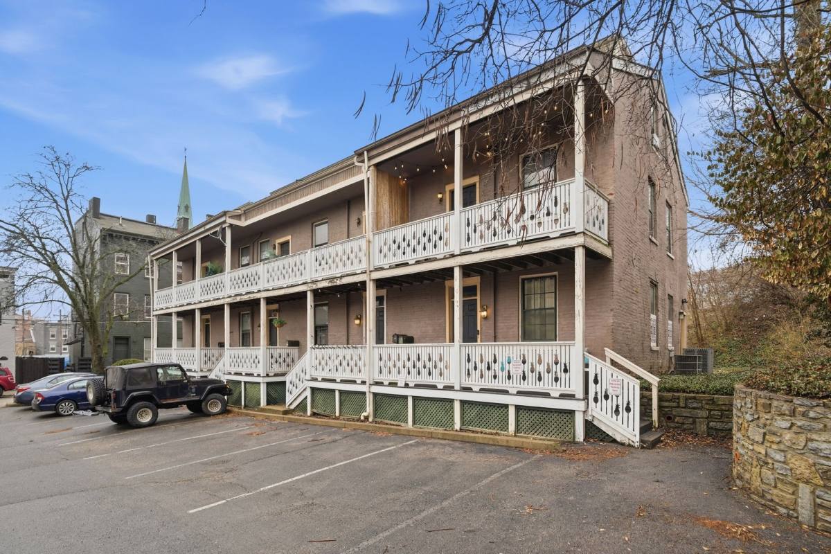 Apartment for rent at 1410 Mansfield St, Cincinnati, OH 45202