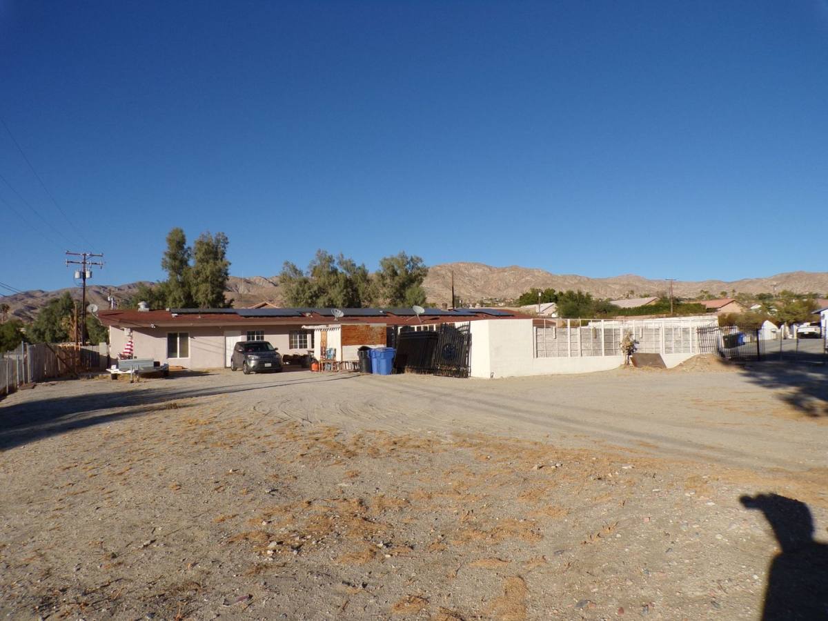 Apartment for rent at 13627 Hermano Way, Desert Hot Springs, CA 92240