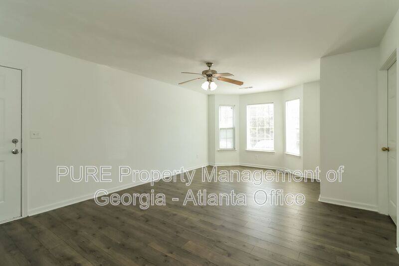 Townhouse for rent at 1702 Stonehaven Circle, Cartersville, GA 30121