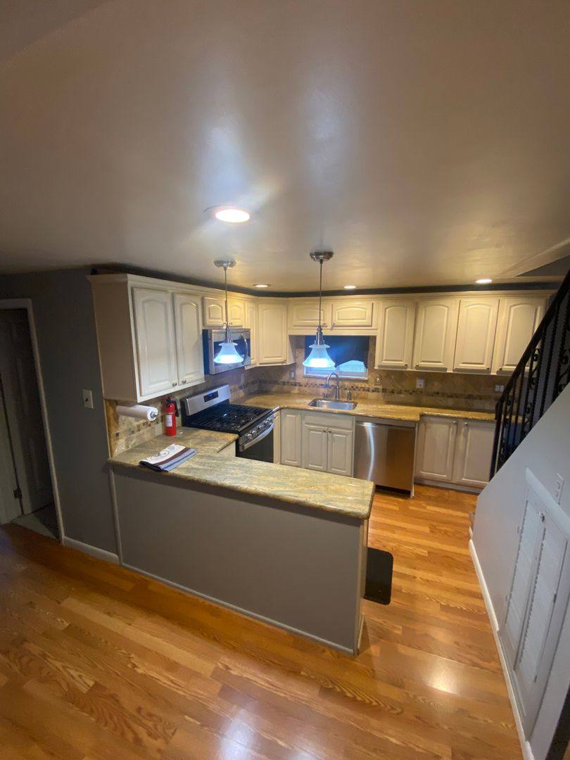 Apartment for rent at 233 S State Rd, Upper Darby, PA 19082