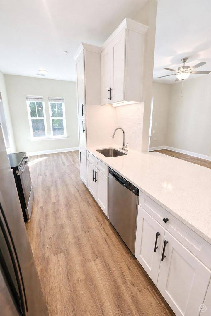 Apartment for rent at 300 Lennox Dr, Jamestown, NC 27282