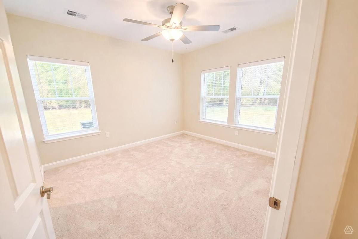 Apartment for rent at 300 Lennox Dr, Jamestown, NC 27282