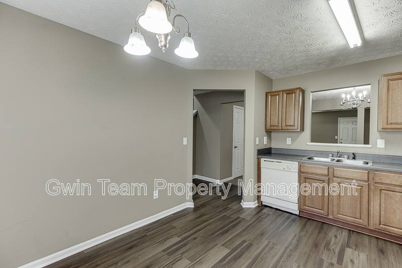 Townhouse for rent at 2883 Creek Bottom Court, Gainesville, GA 30504