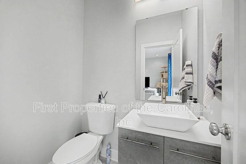 Condo for rent at 840 E 18th St #C, Charlotte, NC 28205