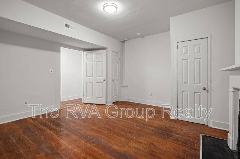 Apartment for rent at 25 S Jefferson St #B, Petersburg, VA 23803