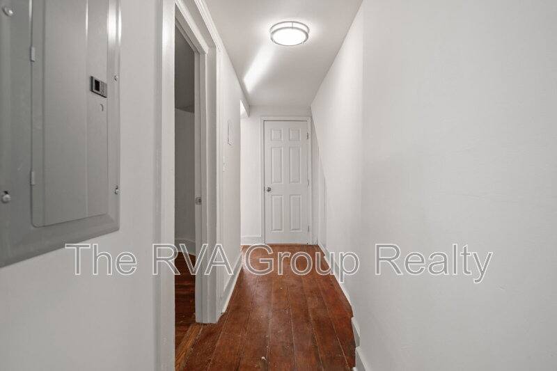 Apartment for rent at 25 S Jefferson St #B, Petersburg, VA 23803
