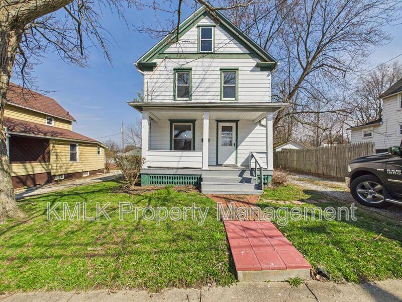 House for rent at 773 Montana Ave, Akron, OH 44314