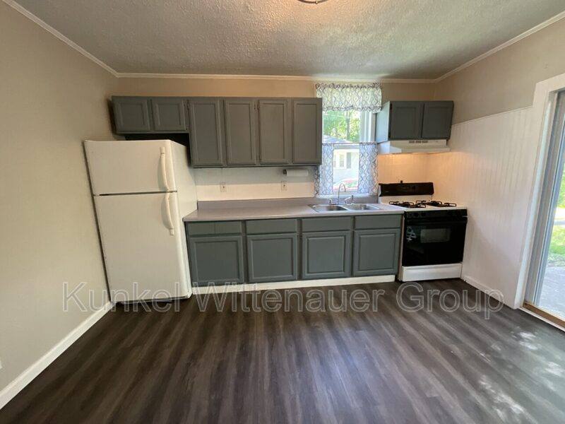 House for rent at 413 N Center, Dupo, IL 62239