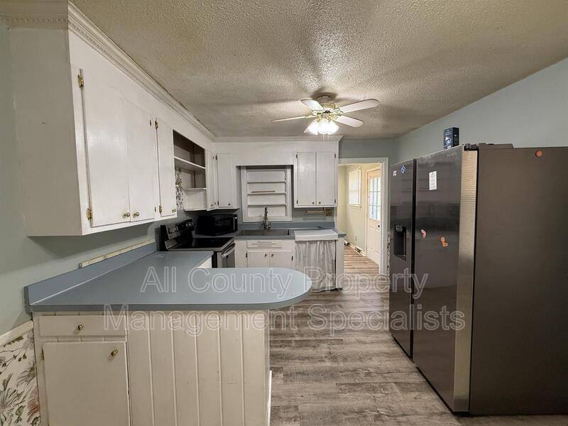 House for rent at 123 Lanier Ave, West Columbia, SC 29170