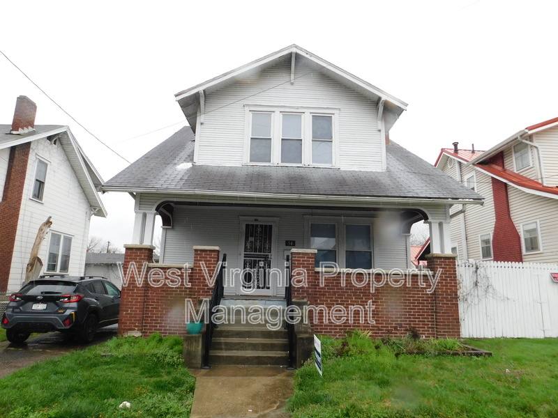 House for rent at 54 Hunt Ave, Charleston, WV 25302