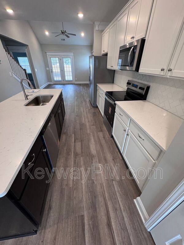 Townhouse for rent at 2071 Denmark Ave SE, Aiken, SC 29801
