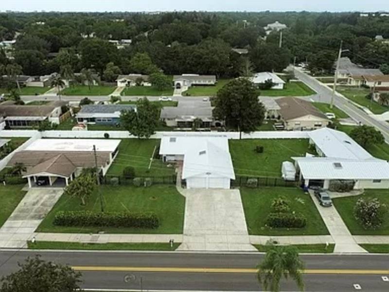 Apartment for rent at 5308 S Lockwood Ridge Rd, Sarasota, FL 34231