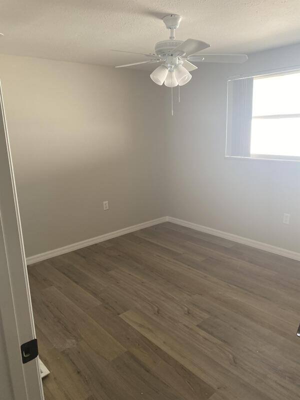 Apartment for rent at 5308 S Lockwood Ridge Rd, Sarasota, FL 34231