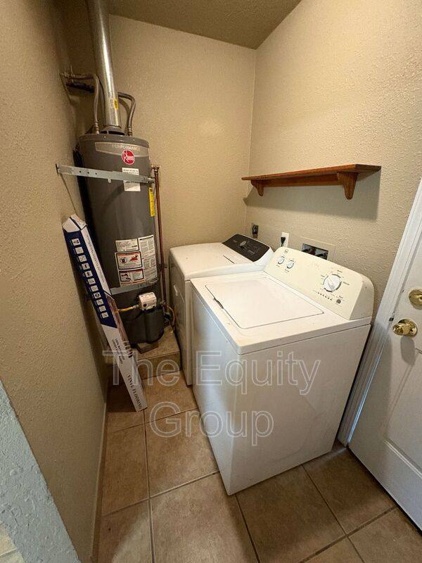 Apartment for rent at 1819 N 10th, Hanford, CA 93230