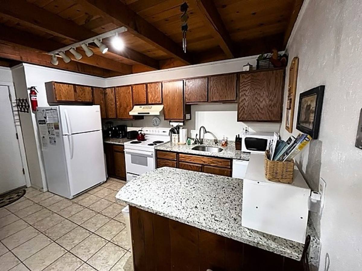 Condo for rent at 4200 Lodgepole Circle Bldg I #TREEHOUSE 208, Silverthorne, CO 80498