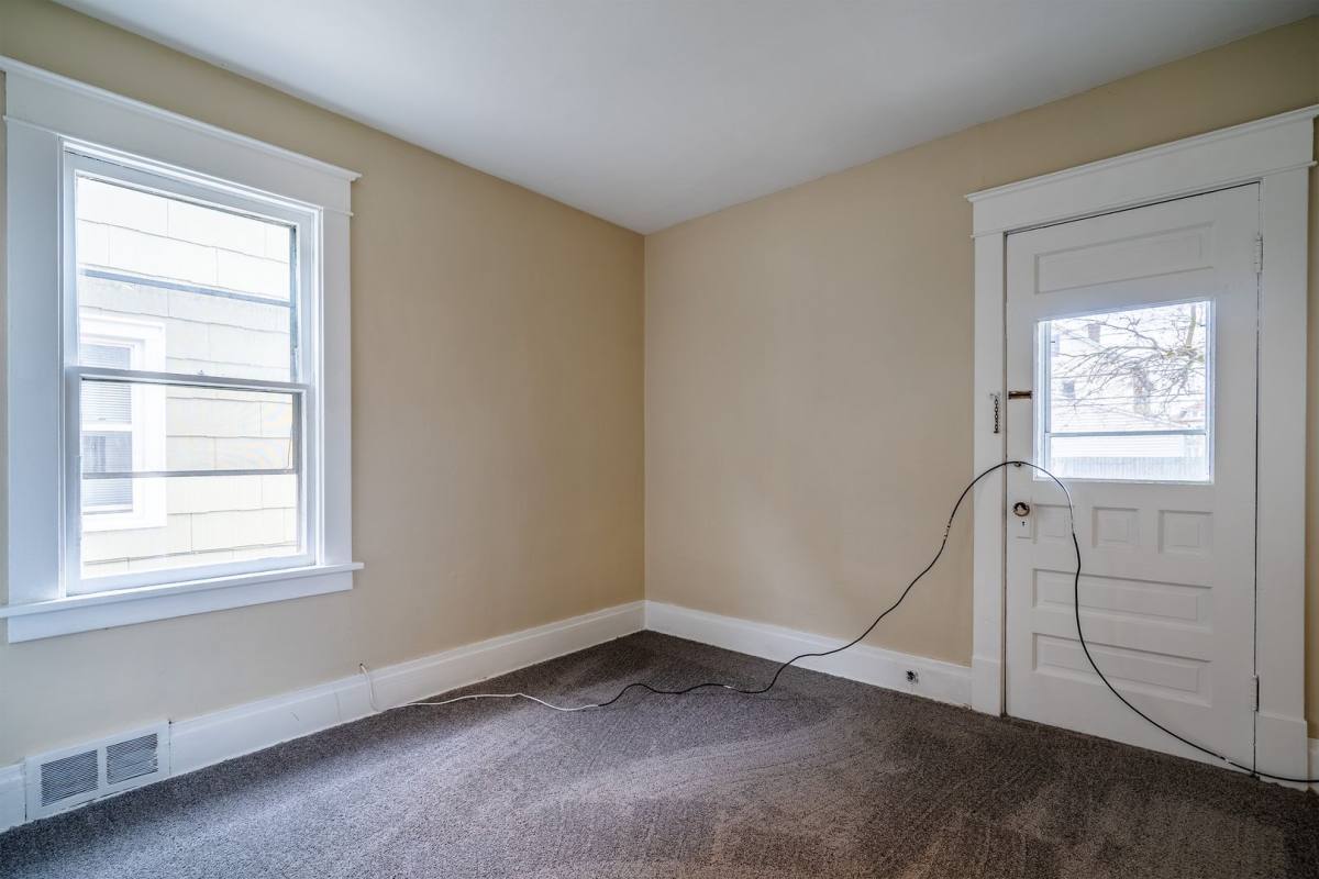 Apartment for rent at 223 Virgil Ave, Buffalo, NY 14216