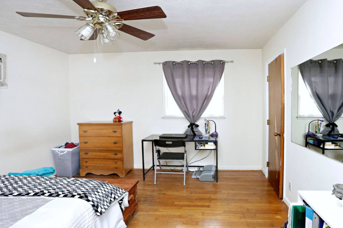 Apartment for rent at 1352 Royalty Court, Lexington, KY 40504