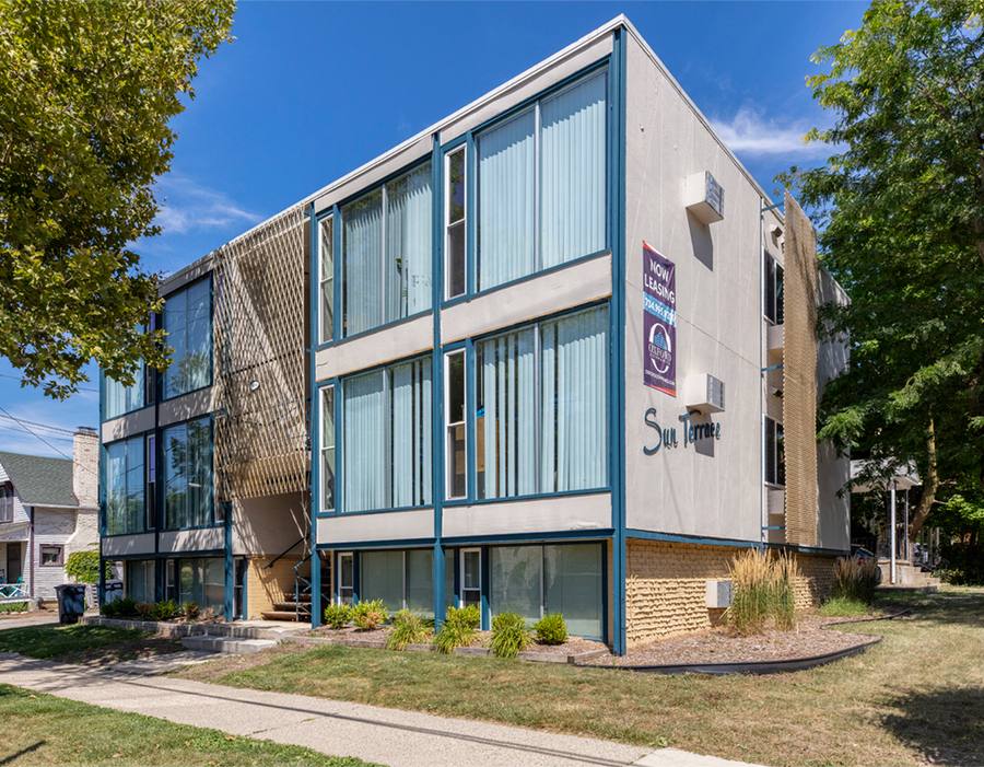 Apartment for rent at 404 N Thayer, Ann Arbor, MI 48104