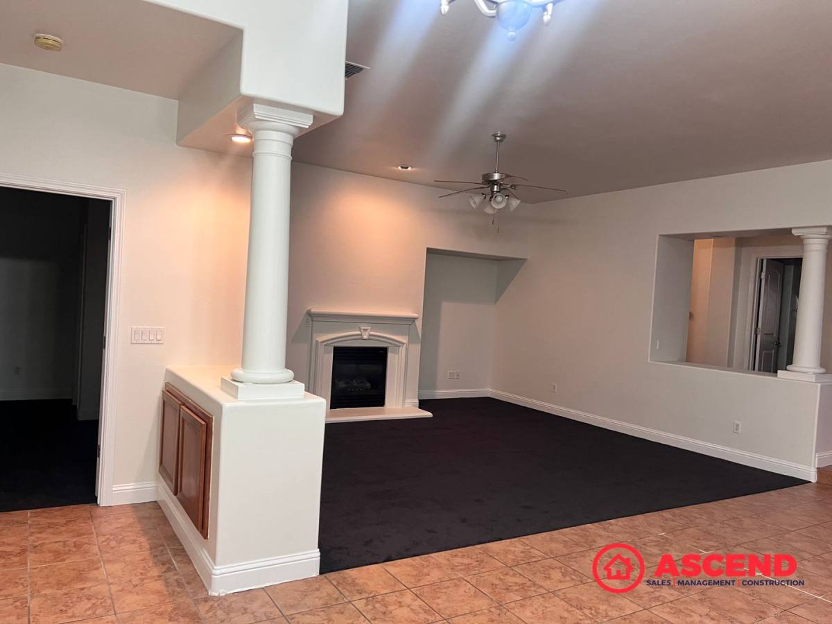 House for rent at 2922 Paradise Point Place, Bakersfield, CA 93313