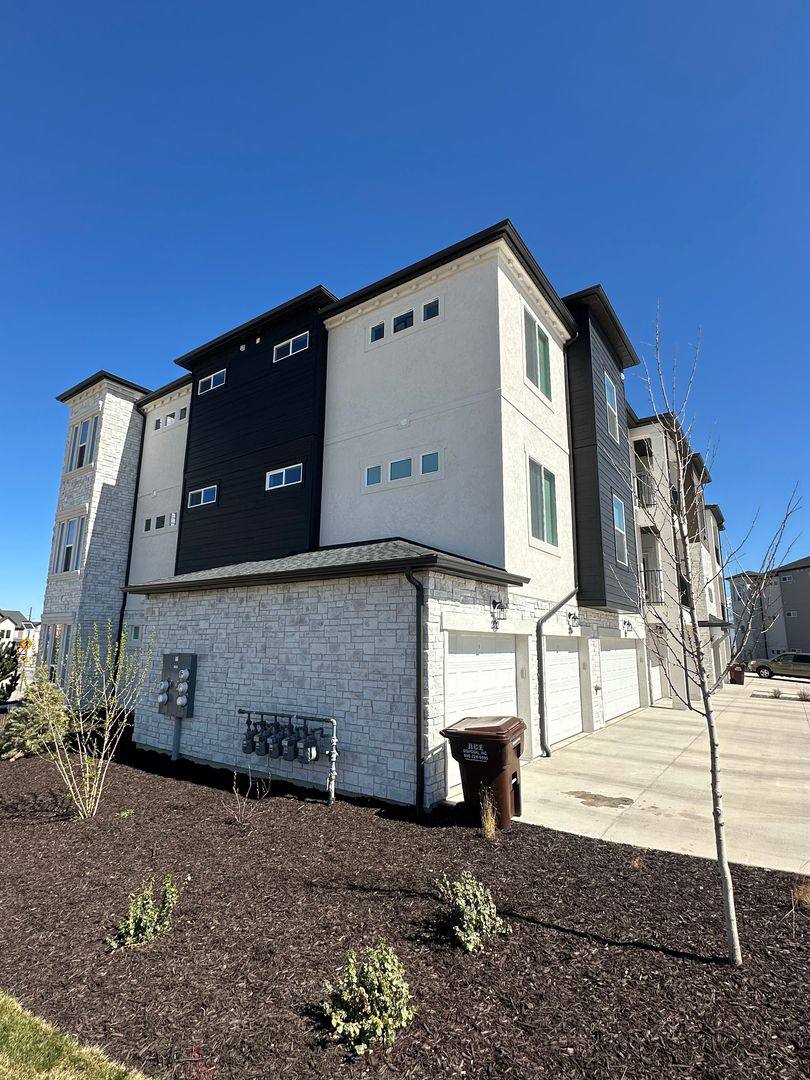 Apartment for rent at 6454 Pinnacle Peak Lane E201, Herriman, UT 84096
