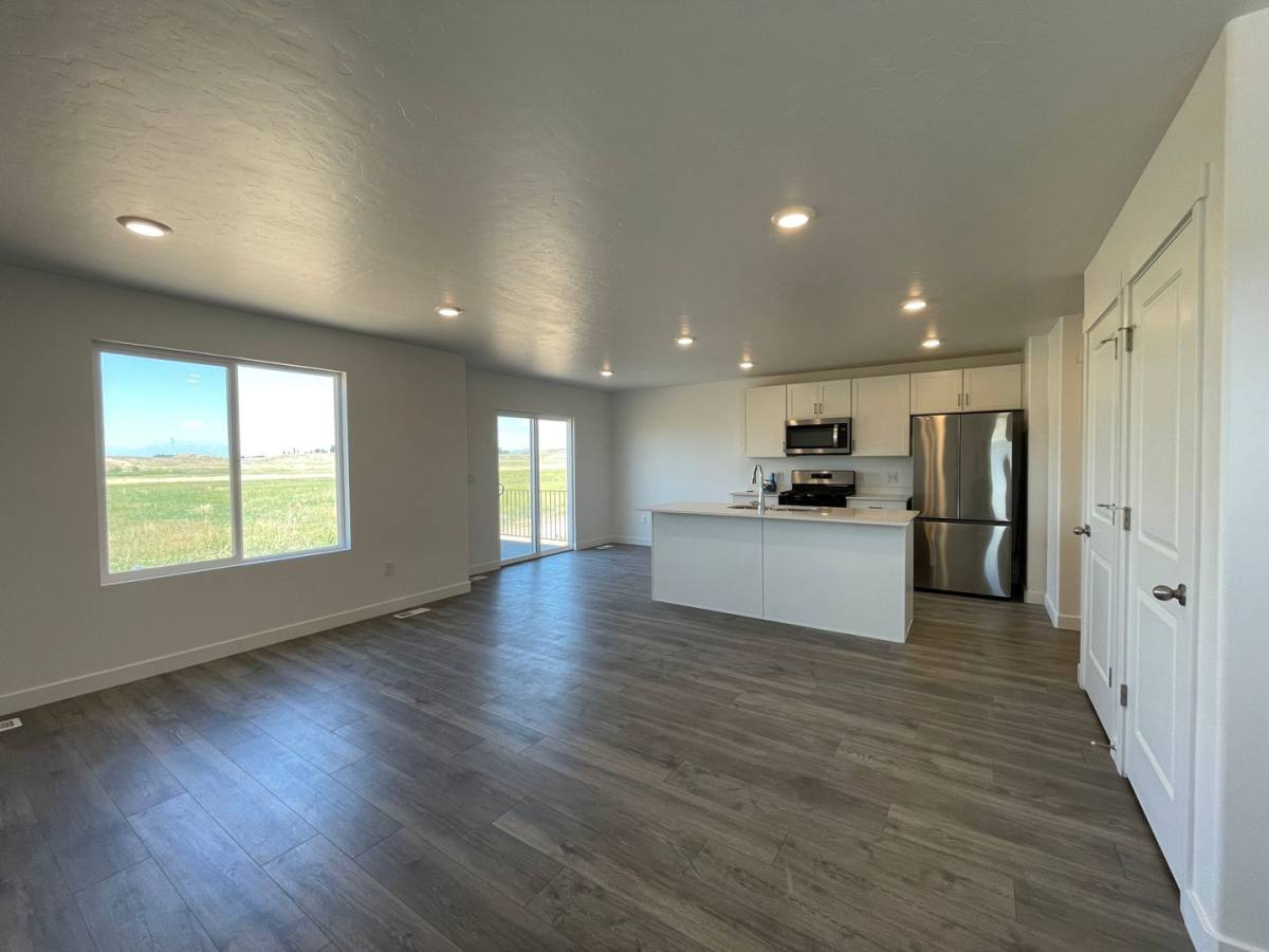 Townhouse for rent at 1256 W Hidden Spring Dr, Santaquin, UT 84655