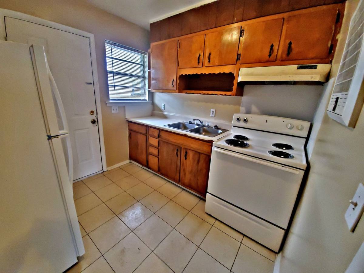 Apartment for rent at 4510 Foster Ave SW, Huntsville, AL 35805