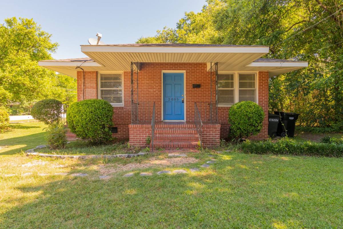 House for rent at 2005 Cherokee Dr, Columbus, GA 31906