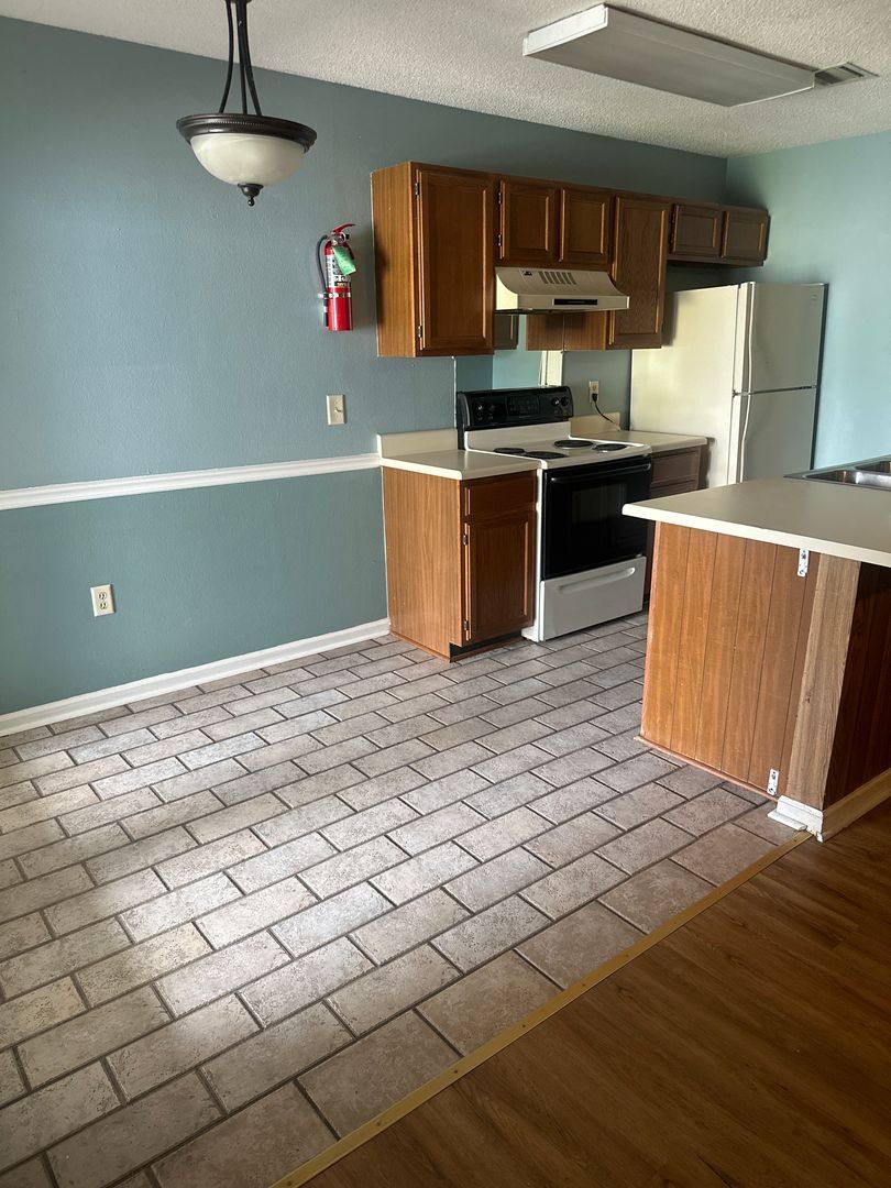 Apartment for rent at 108 Wolfe St, Thibodaux, LA 70301