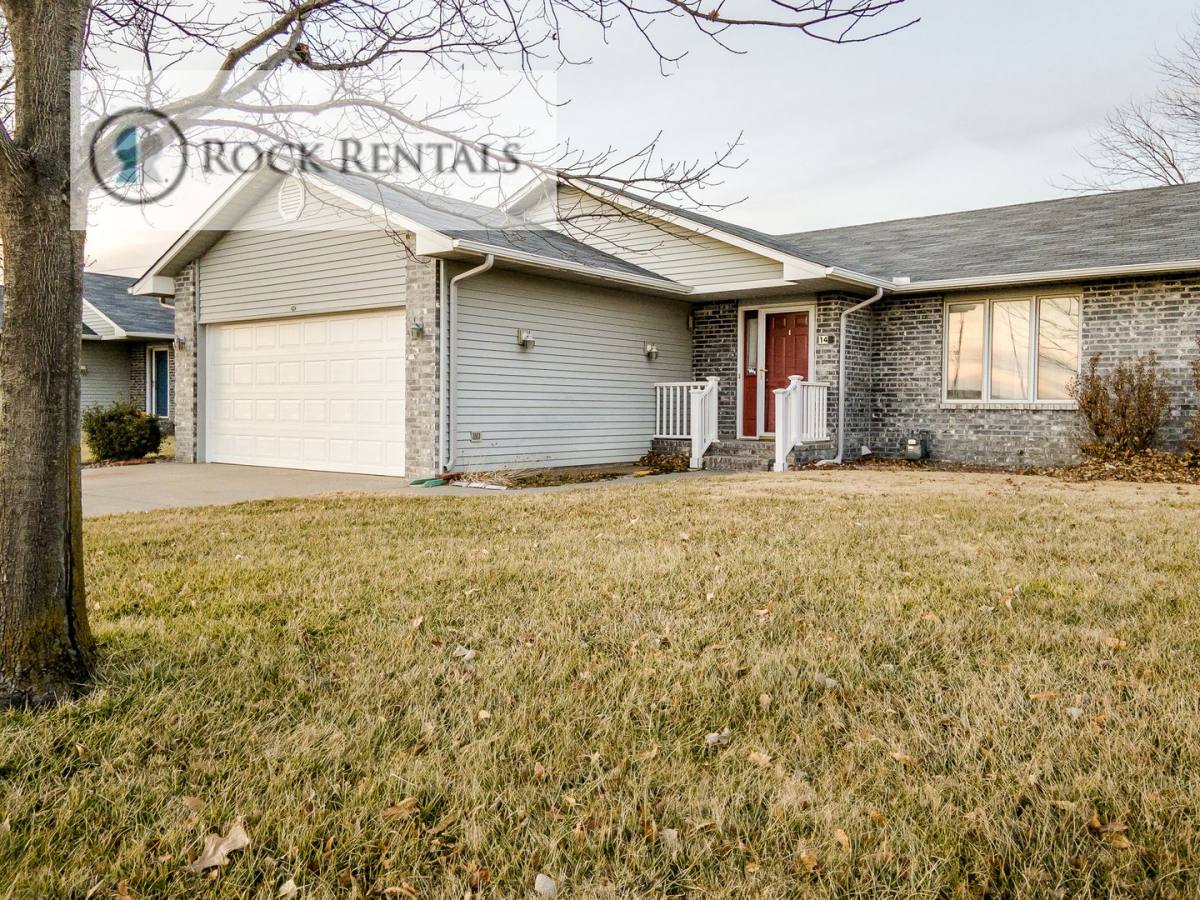 Townhouse for rent at 14 Des Moines Ave, South Hutchinson, KS 67505