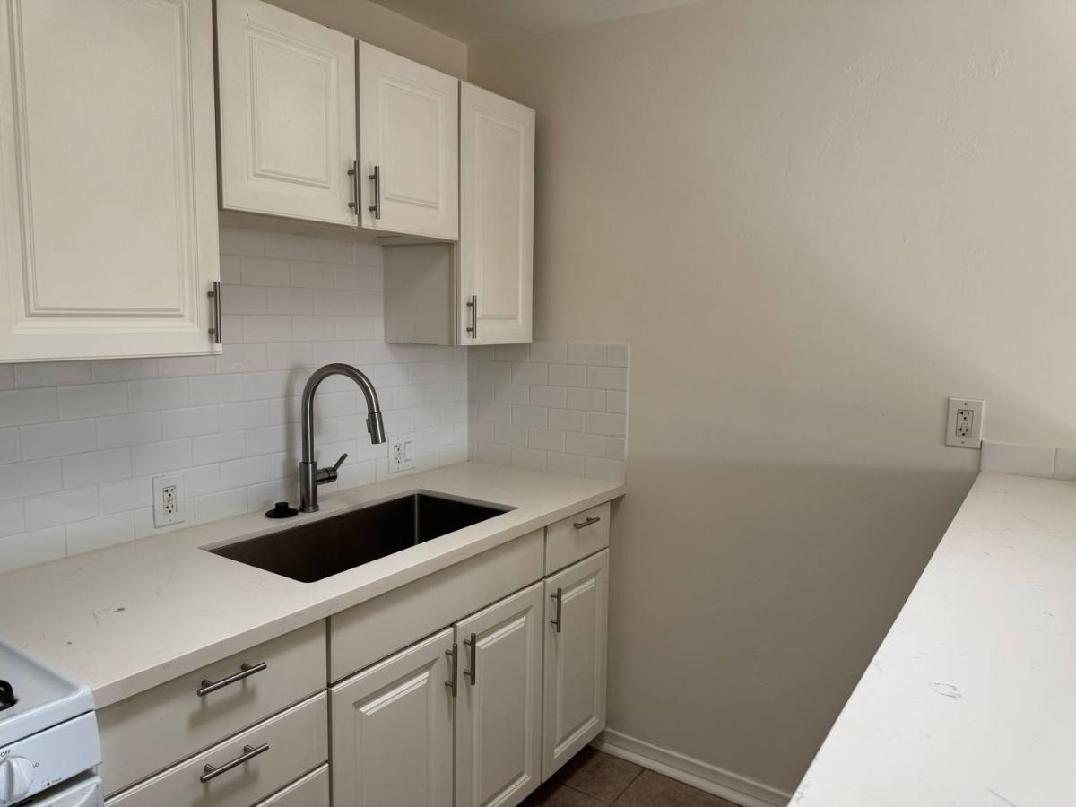 Apartment for rent at 4618-4622 Marlborough Dr, San Diego, CA 92116