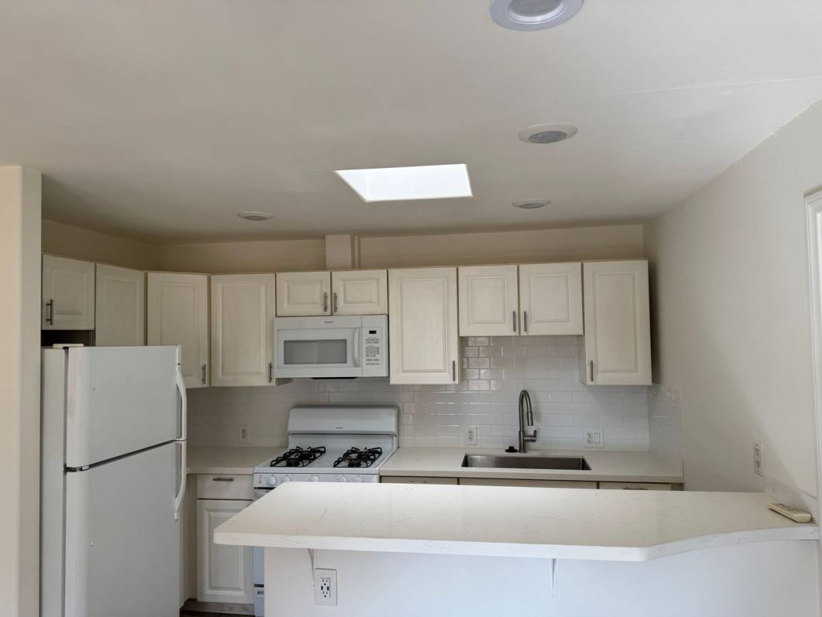 Apartment for rent at 4618-4622 Marlborough Dr, San Diego, CA 92116