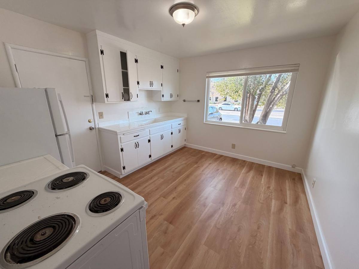 Townhouse for rent at 1229 4th St, Livermore, CA 94550