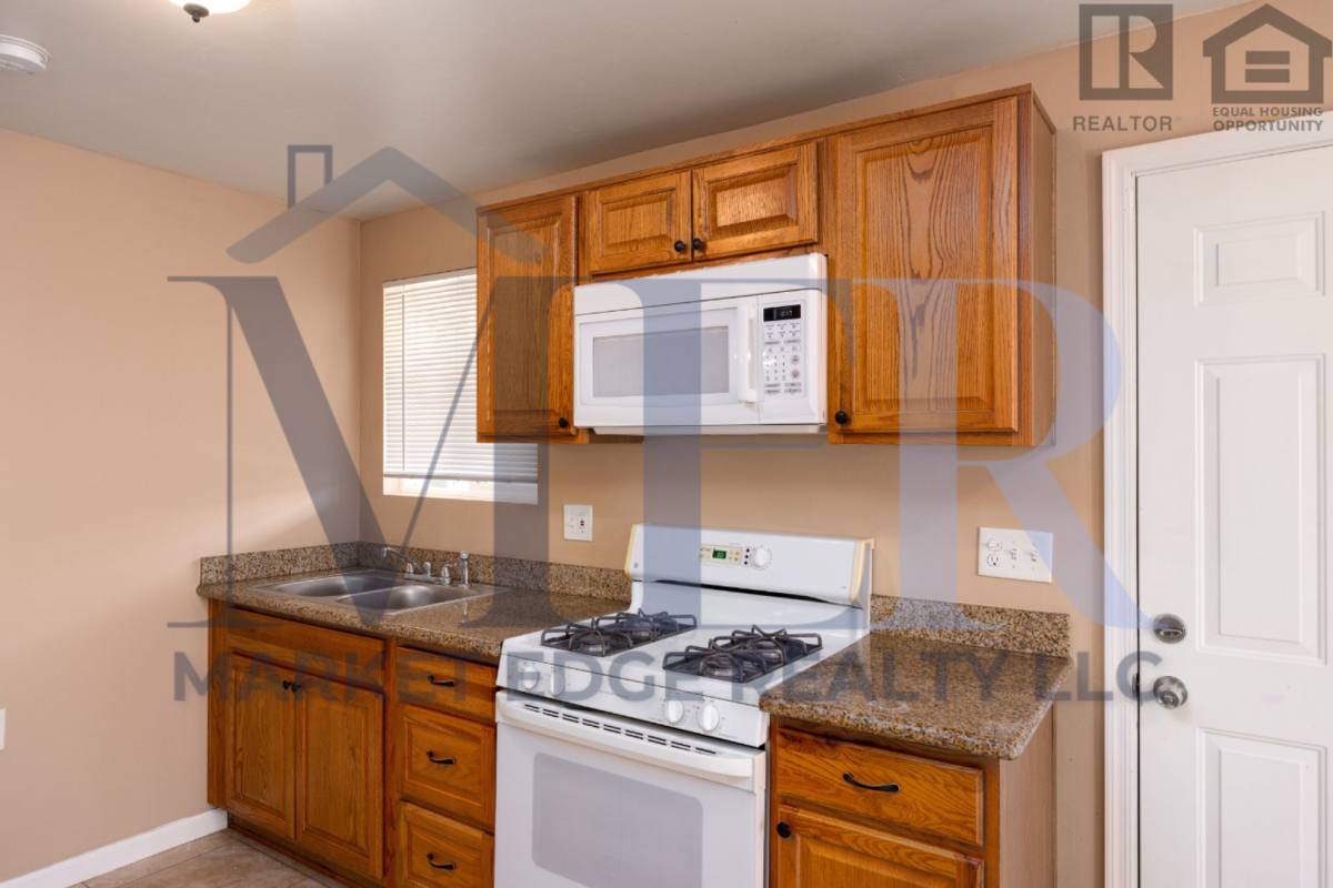 Apartment for rent at 2501 W Belmont Ave, Phoenix, AZ 85051