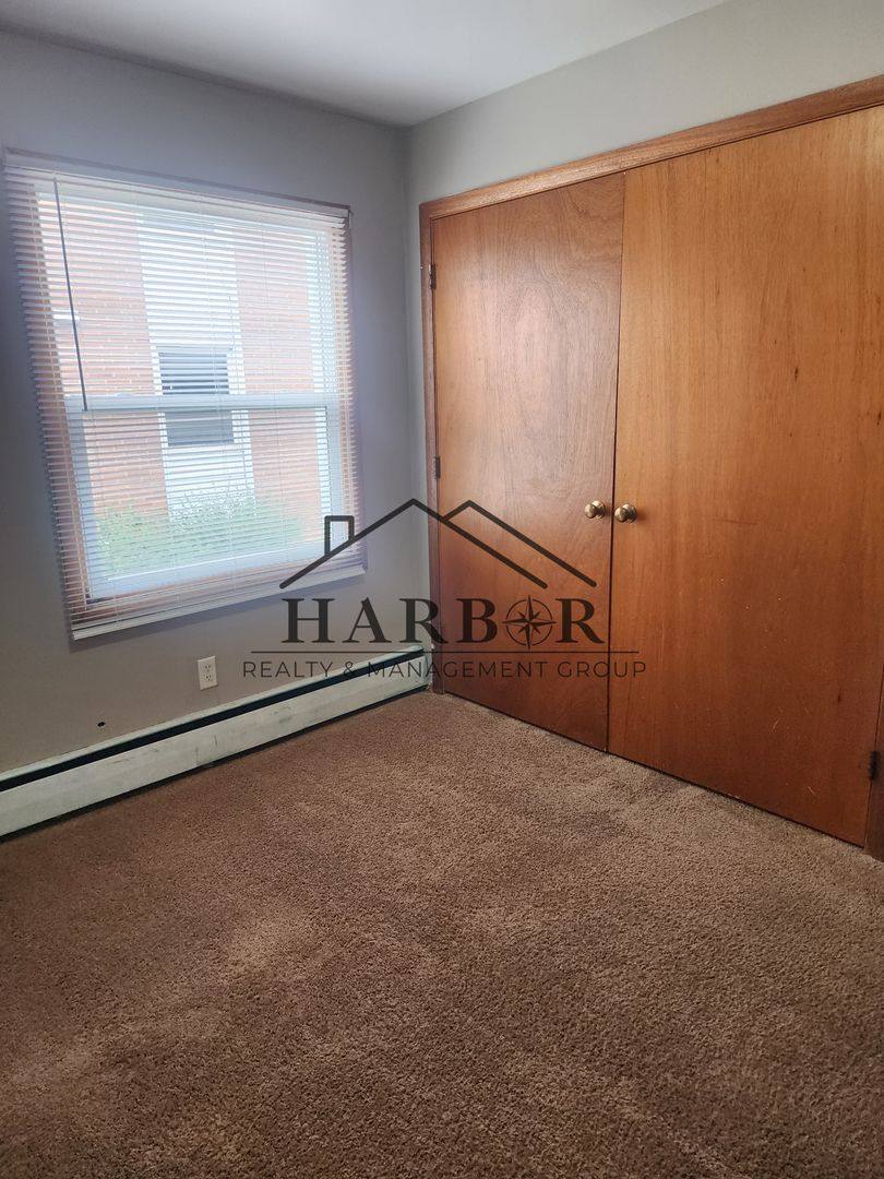Apartment for rent at 204 11th Ave NW #702, Austin, MN 55912
