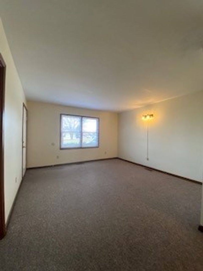 Apartment for rent at 1824 Tiffany Court, Goshen, IN 46526